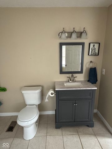 305 N Market Street, Waynetown, IN 47990