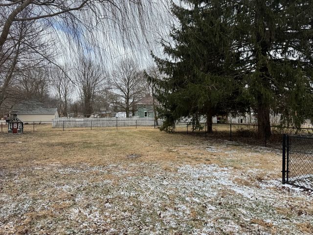 305 N Market Street, Waynetown, IN 47990