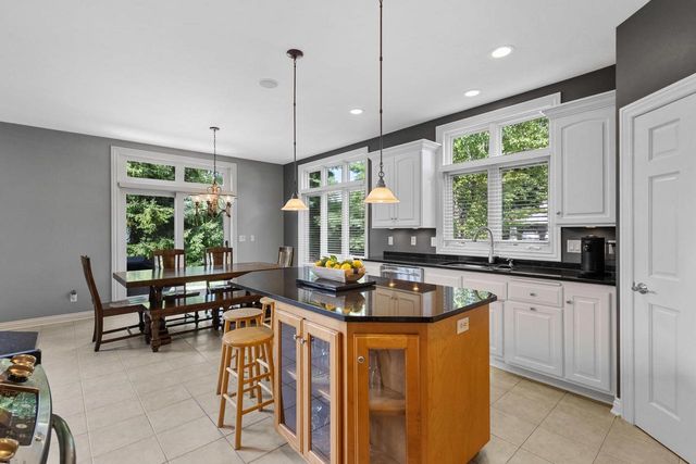 236 E THORNBROOK LANE, Appleton, WI 54913