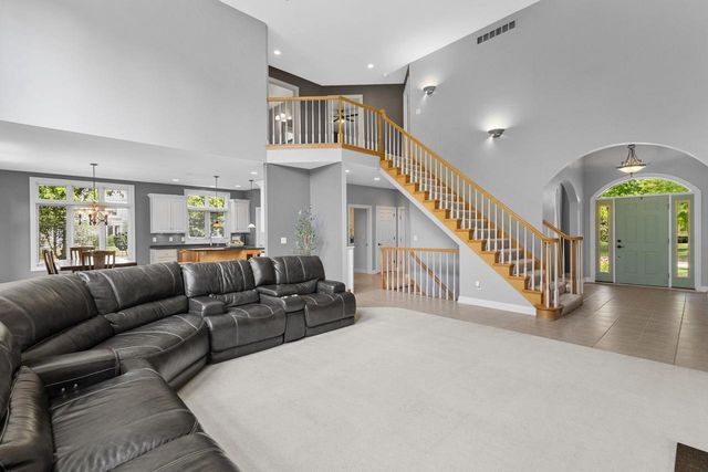 236 E THORNBROOK LANE, Appleton, WI 54913