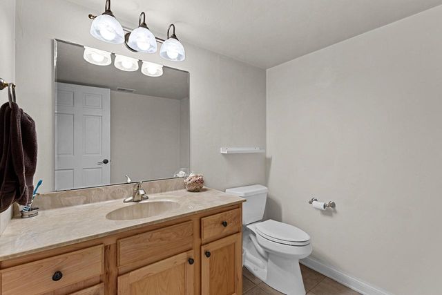 236 E THORNBROOK LANE, Appleton, WI 54913