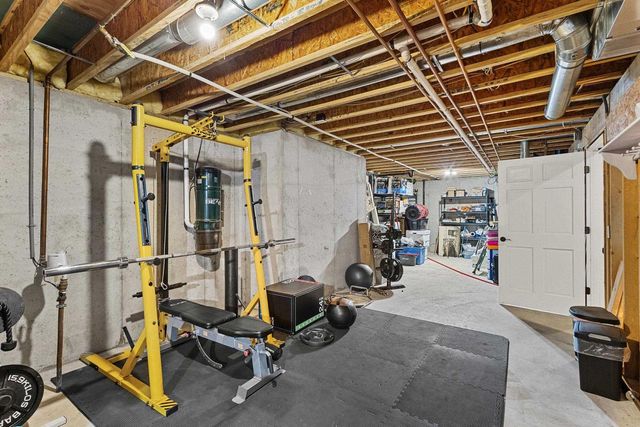 236 E THORNBROOK LANE, Appleton, WI 54913
