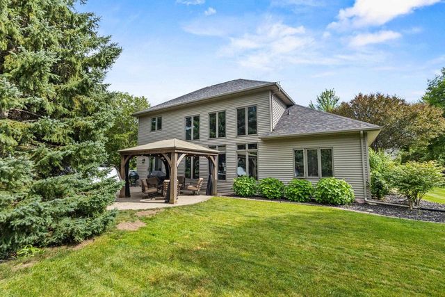 236 E THORNBROOK LANE, Appleton, WI 54913