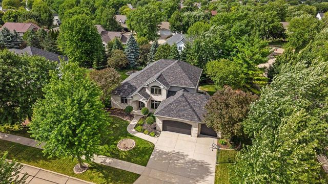 236 E THORNBROOK LANE, Appleton, WI 54913