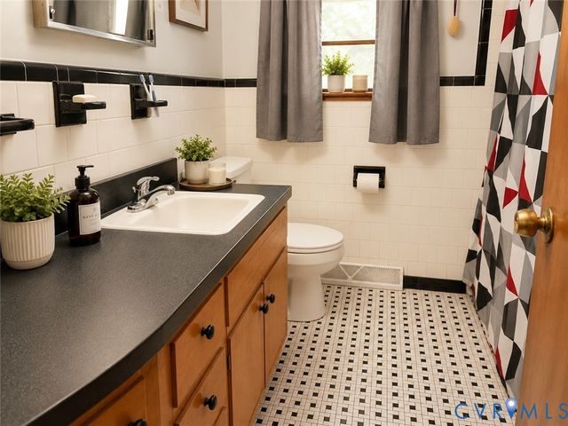 2732 Boydton Plank Rd, Petersburg, VA 23805