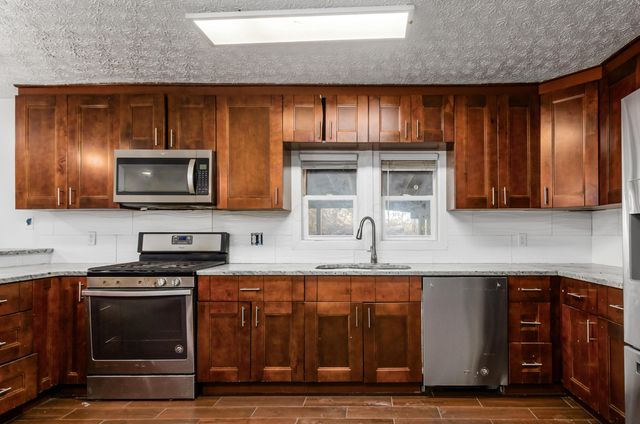 2288 Woodward Avenue, Columbus, OH 43219