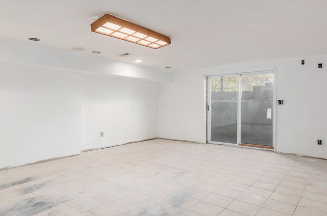 2288 Woodward Avenue, Columbus, OH 43219