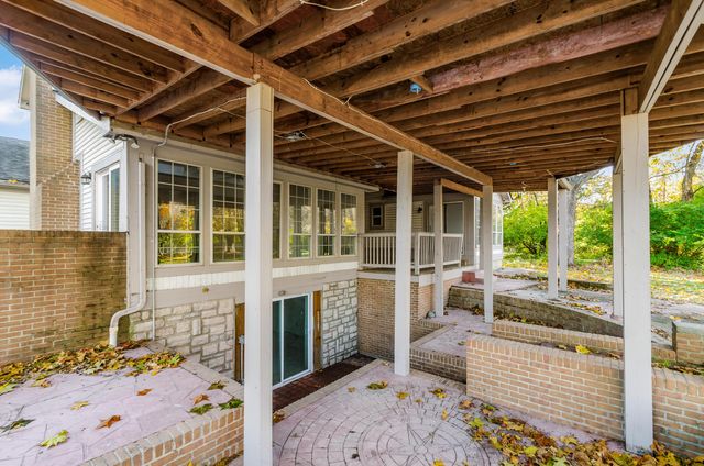 2288 Woodward Avenue, Columbus, OH 43219