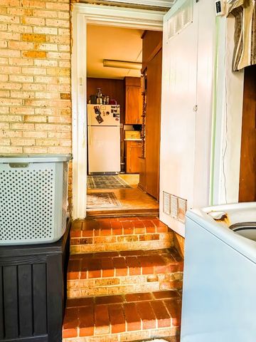 552 E Commerce Street, Fairfield, TX 75840