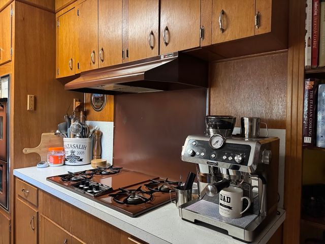 552 E Commerce Street, Fairfield, TX 75840