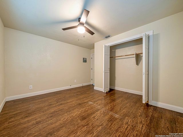 219 E Formosa, San Antonio, TX 78221