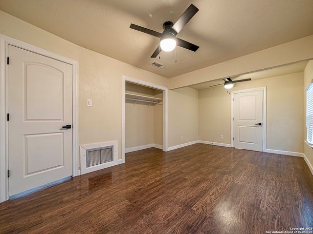 219 E Formosa, San Antonio, TX 78221