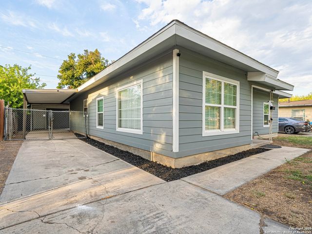 219 E Formosa, San Antonio, TX 78221