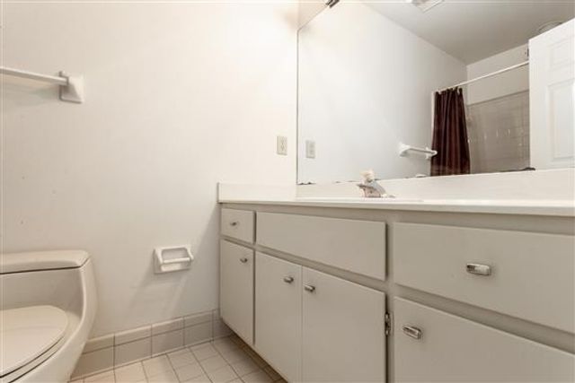 202 Hillsboro Pl, Nashville, TN 37215