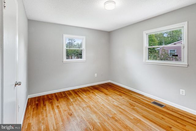 15101 CAMPBELL LN, Woodbridge, VA 22193
