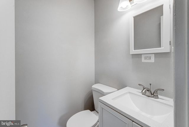 15101 CAMPBELL LN, Woodbridge, VA 22193
