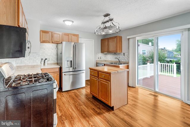 15101 CAMPBELL LN, Woodbridge, VA 22193