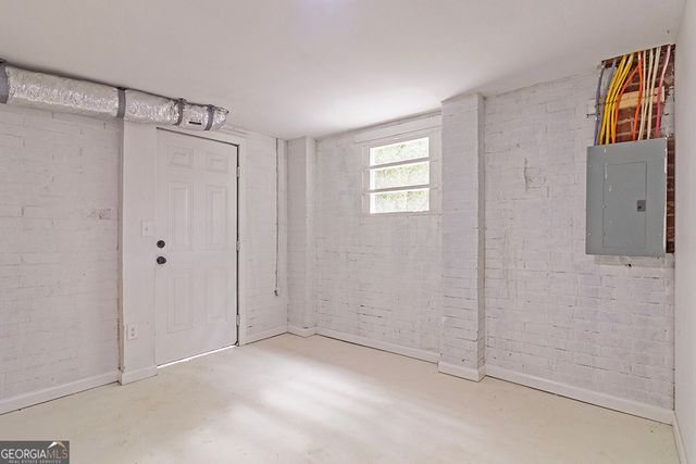 1124 N Beddingfield Drive, Macon, GA 31206