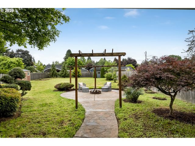 511 Nw 56TH Cir, Vancouver, WA 98663