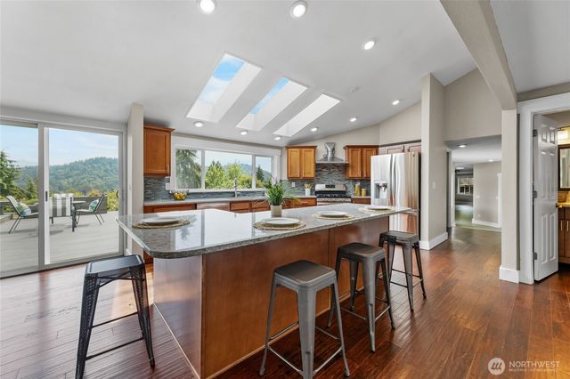 12712 232nd Avenue E, Buckley, WA 98321