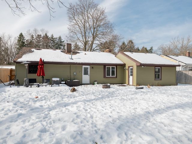 4011 Standish Street, Kalamazoo, MI 49008