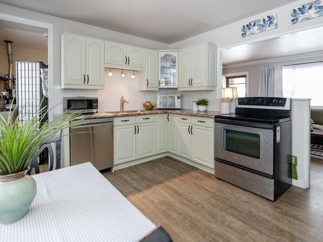 4011 Standish Street, Kalamazoo, MI 49008