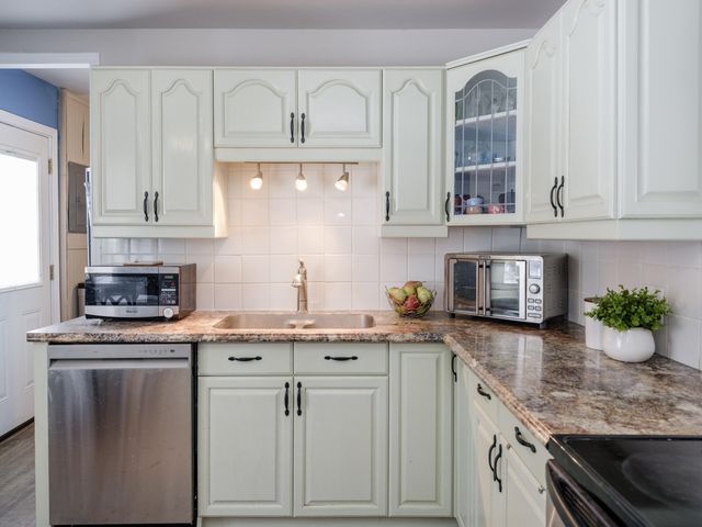 4011 Standish Street, Kalamazoo, MI 49008