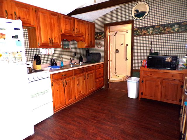 40 Lark Street, Franklin, NH 03235