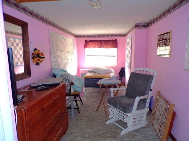 40 Lark Street, Franklin, NH 03235