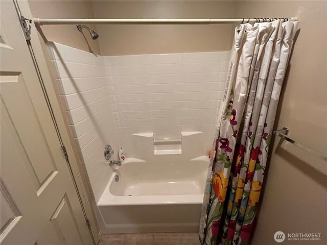 13702 231st Lane NE, Redmond, WA 98053