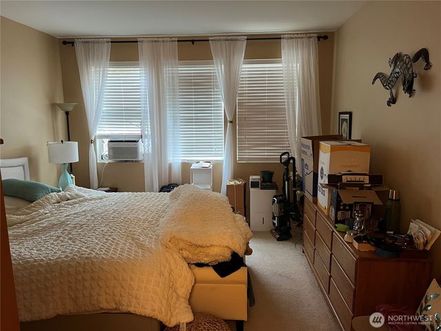 13702 231st Lane NE, Redmond, WA 98053