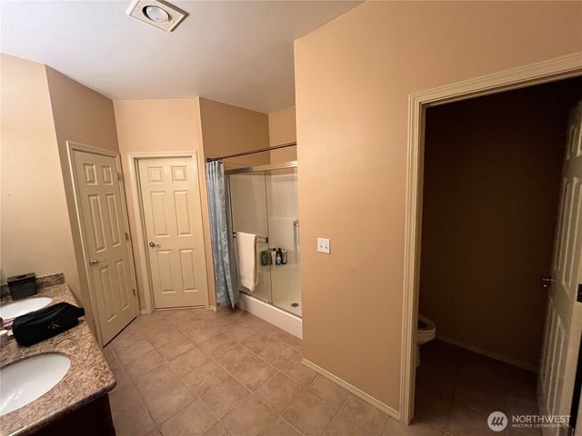 13702 231st Lane NE, Redmond, WA 98053