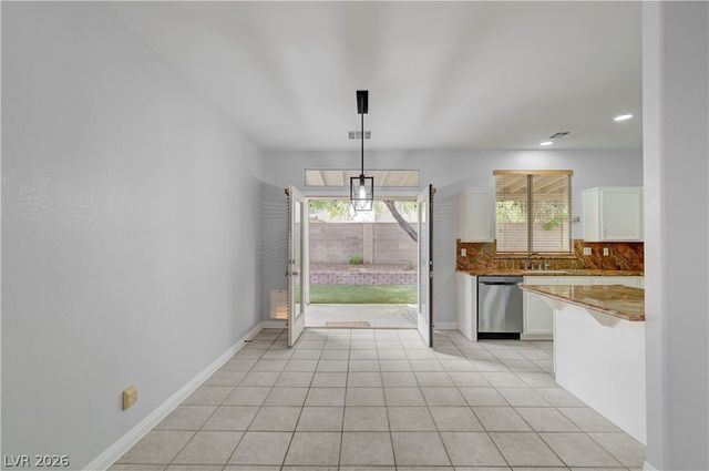 1425 Hometown Avenue, Henderson, NV 89074