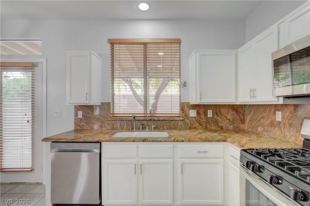 1425 Hometown Avenue, Henderson, NV 89074