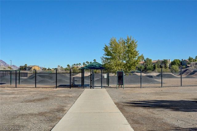 1425 Hometown Avenue, Henderson, NV 89074