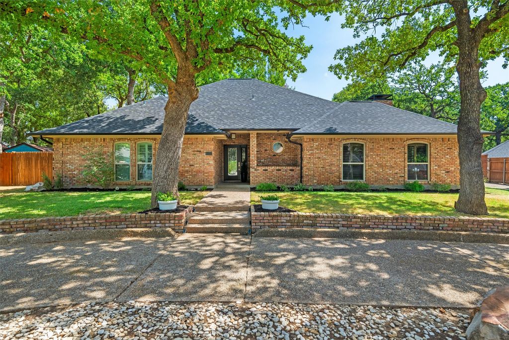 1022 Chasemore Drive, Mansfield, TX 76063 — exterior