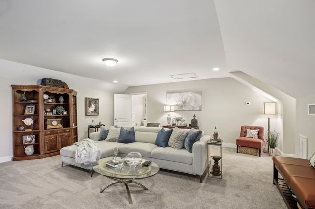 287 Chancery Dr, Gallatin, TN 37066