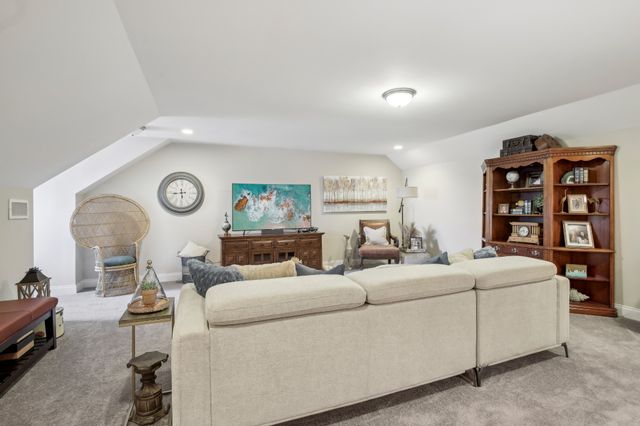 287 Chancery Dr, Gallatin, TN 37066