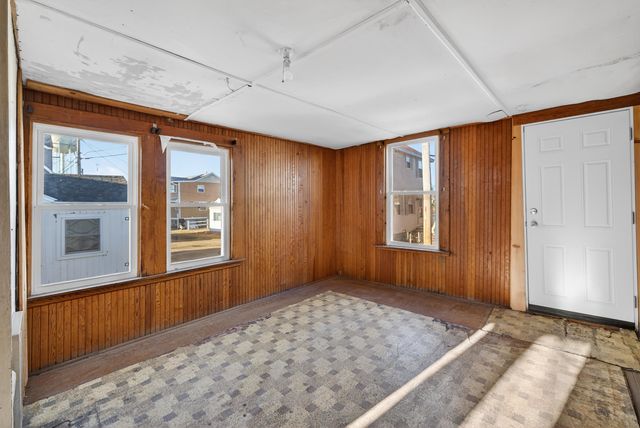 27 Kentville Terrace, Hampton, NH 03842