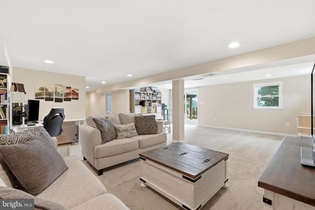 10325 OLD ANNAPOLIS RD, Walkersville, MD 21793