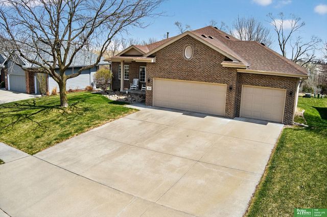 11611 S 198th Street, Gretna, NE 68028