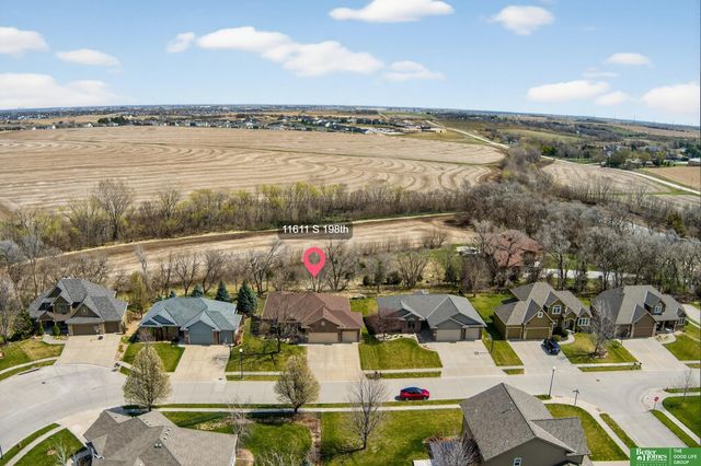 11611 S 198th Street, Gretna, NE 68028