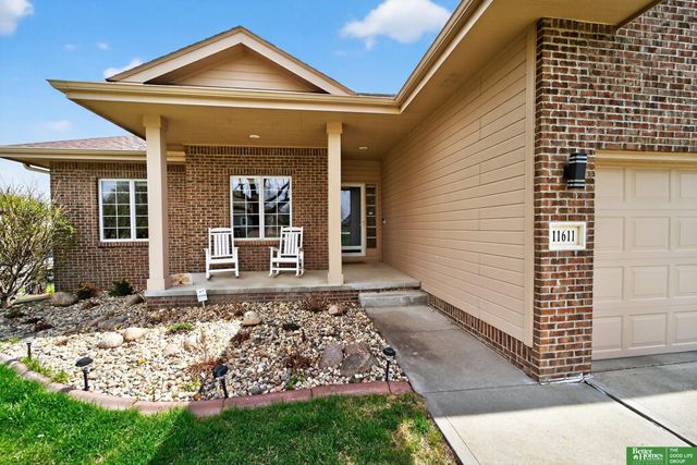 11611 S 198th Street, Gretna, NE 68028