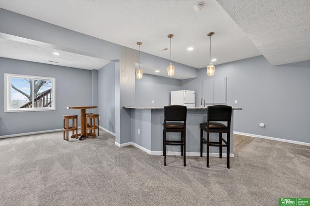 11611 S 198th Street, Gretna, NE 68028
