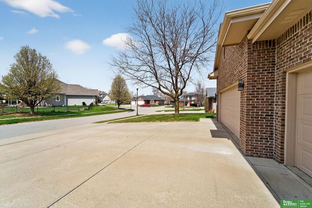 11611 S 198th Street, Gretna, NE 68028