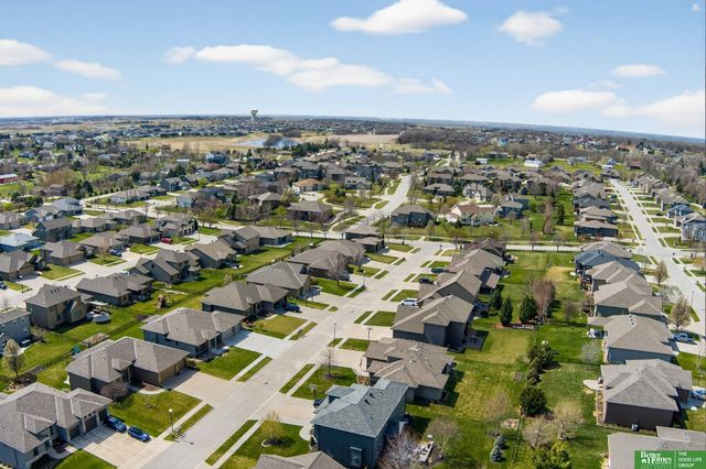 11611 S 198th Street, Gretna, NE 68028