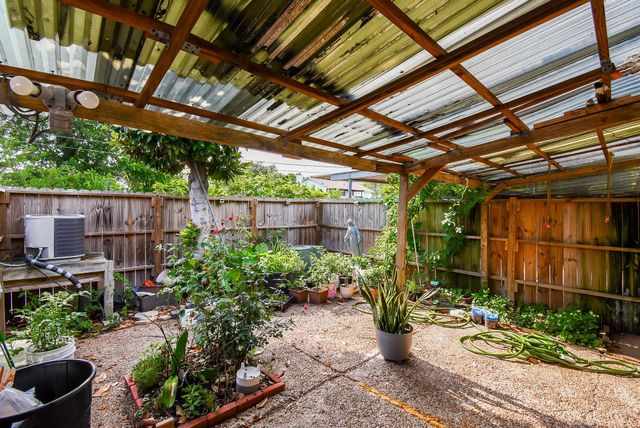 12469 Sharpview Drive 2469, Houston, TX 77072