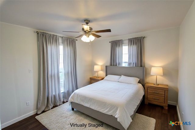 1306 W Mesquite Street, Little River Academy, TX 76554