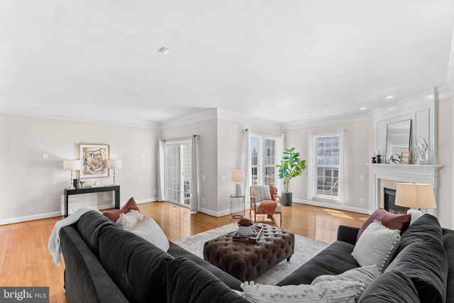 126 GREAT LAUREL SQ, Leesburg, VA 20175