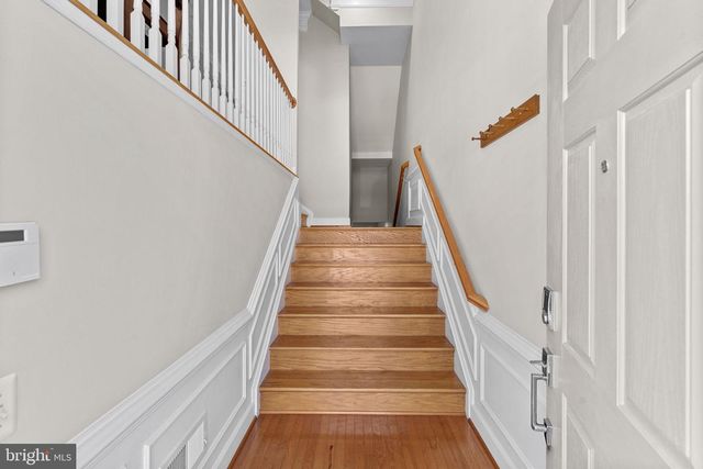 126 GREAT LAUREL SQ, Leesburg, VA 20175